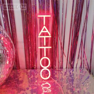 ปากการูปหัวใจสักไฟ LED ศิลปะบนผนังขับเคลื่อนแบบ USB สำหรับร้านทำรอยสักสำหรับชายถ้ำห้องนอนของขวัญที่สมบูรณ์แบบสำหรับปากการูปหัวใจคริสต์มาสและวันเกิด