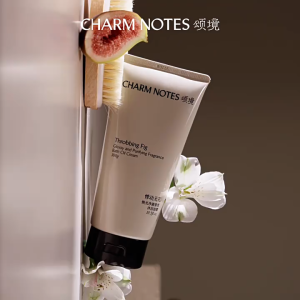 CHARM NOTES Body Wash Bath Oil Cream 180g Radiance Purifying Fragrance Body Care For All Skin Types