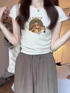 DVDK | Avocado Green Flutter Sleeve T-shirt Short Length Printed Wrinkle