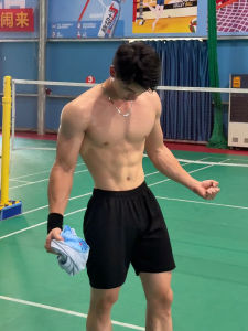 Quần Short Thể Thao Màu Đen Nhanh Khô Ba Điểm Cho Nam Mùa Hè Ngoài Trời Mỏng Bằng Lụa Băng Quần Dài Năm Điểm Quần Dài Năm Điểm