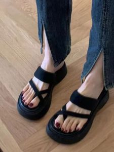 Fashionable Thick Heel Sandals Womens Outdoor Wear Versatile Platform Slippers Summer New Soft Bottom Anti-Slip Clogs