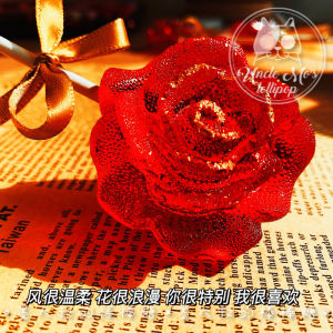 Handmade Large Rose Flower Candy Stick Red Gold Color 3D Rose Shape Womens Gift Candy Snack from China Starry Sky Series