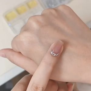 Hạt Kim Cương Tròn Bằng Thép Màu Trắng Hình Người Ngoài Hành Tinh Mini Đính Đá Lấp Lánh Trang Trí Móng Tay