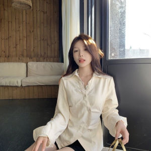 Elegant Lace Trimmed Shirt Womens Early Autumn High Waist Slim Fit Split V-Neck Long Sleeve Cotton Commute Style Fashionable