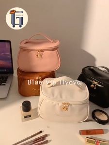 Túi đựng mỹ phẩm thời trang cao cấpTùy chỉnh các ngăn đựng đồChất liệu PU chống thấm nước