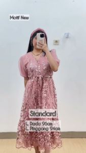 6071 Asmita V-Neck Button Strap Polos Full Tile Brukat Maxi Dress Natal Dress Pesta Dress Lengan Balon