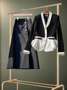 ทันสมัย สีดำ สีขาว บล็อกสี ชุดสูท เสื้อแจ็คเก็ต ผู้หญิง ความรู้สึกหรูหรา ครึ่ง กระโปรง ชุดสองชิ้น เรียบหรู ชุดสไตล์น้ําหอมเล็กน้อย