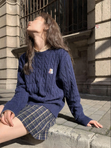 NIHAOKANONG | Áo Sweater Cổ Tròn Thêu Hình Gấu Form Rộng Dành Cho Người Bé