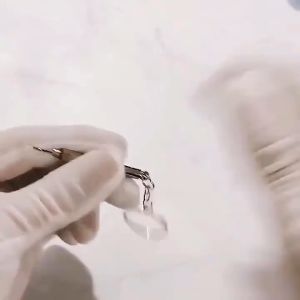 3-in-1 ไขควงขนาดเล็ก พร้อมพวงกุญแจสำหรับแว่นตา แว่นกันแดด นาฬิกา เครื่องประดับ อุปกรณ์อิเล็กทรอนิกส์ / ไขควงแว่นตาสองหัว / ไขควงซ่อมโทรศัพท์มือถือสำหรับแว่นตาขนาดเล็ก เครื่องมือไขควง