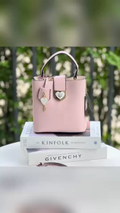 กระเป๋าแฟชั่นทรง Bucket Bag LYN New Collection 2025 Size8" สินค้ามาใหม่ชนช็อปSALE 60-70%OFF แท้outlet💯สวยตรงปก