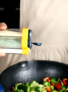 5-Compartment Spice Box 5 in1 Seasoning Jar Grid Spice Container Condiment Accessories Barbecue Pour Home Kitchen Box Cooking Utensil 五格调料盒