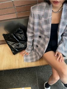 Double Color Splicing Pearl Necklace for Women Luxury Minimalist High End Magnetic Clasp Lockbone Chain Jewelry Accessory