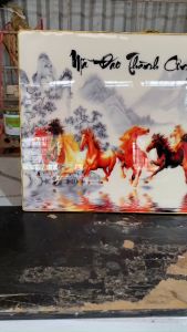 Đồng Hồ Tráng Gương "MÃ ĐÁO THÀNH CÔNG" In UV 5D Cao Cấp