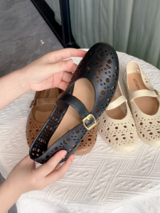 Size 36–41 Women’s Breathable Cut-Out Mary Jane Sandals Low Heel School Student Flats Shoes Adjustable Buckle Closed-Toe Shoes