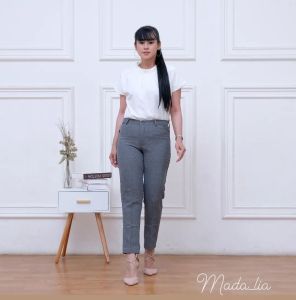 CELANA PANJANG WANITA KEKINIANAN PINGGANG BIASA MODEL KANCING