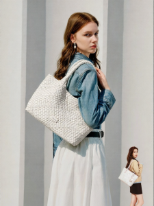 New Commuter Large Capacity Shoulder Handbag Tote