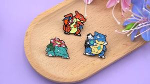 Bandai | 8 Chiếc Anime Pokemon Charizard Groudon Kyogre Venusaur Men Chân Pin Bộ Sưu Tập Thổ Cẩm Ve Áo Huy Hiệu Món Quà Trang Sức Dành Cho Người Hâm Mộ Truyền Thuyết Pokemon Phụ Kiện