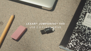 Lexar JumpDrive V40 32GB/64GB/128GB Plug-and-Play USB 2.0 Flash Drive
