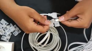 Konektor Penyambung Lampu LED STRIP 2835 3528 SMD AC 220V Sambungan Lampu LED Strip