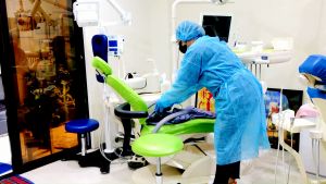 DENTCARE WASHABLE ELASTIC AND STRETCHABLE DENTAL SEAT / CHAIR COVER