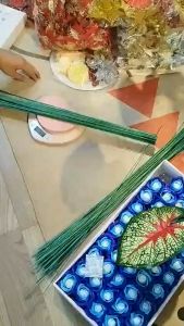 Que Tre Dài 60cm Đường Kính 2mm Cắm Hoa Sáp Hoa Nhụ Kim Tuyến Gói Hoa