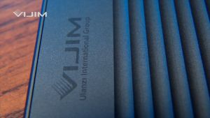 ULANZI ORIGINAL MALAYSIA Ulanzi Vijim R70 Full Color RGB LED On-Camera Light with Tilt Bracket 2700k-8500K R-70 R70 2349