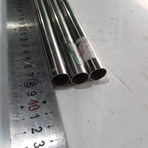 Nhận cắt ống inox  tròn o16mm nhiều độ dày khác nhau dùng làm cây giăng mùng  phơi khăn  ống dẫn nước  ...hay dùng vào những việc khác .