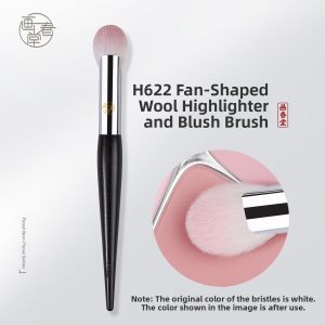 HUACHUNTANG | Small Wool Blush Brush for Highlighting