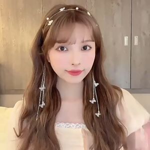 【Bestella✨COD】Pearl Studded Diamond Butterfly Tassel Head Band Desain Sederhana Aksesori Rambut Fashionable