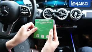 LONAISCI Car Ai Box Wireless Carplay Adapter Android 12 4-Core 4+32G HDMI Output Wireless Android Auto Apple Carplay Dongle Car Link Kit Smart Tbox 车联通