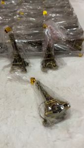 Souvenir Pernikahan Gantuntan Kunci Menara Eiffel / Paris (Isi 100 Pcs dan 50 Pcs)