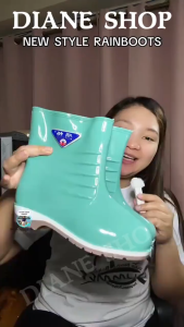 Trendy Short Shiny Rain Shoes Women Waterproof Easy Wear Rain Season Daily Boots