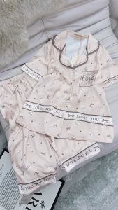 Bộ pijama nữ áo cộc tay quần ngố họa tiết đơn giản chất lụa satin cao cấp Xumaki Store S070404