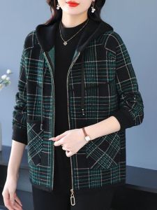 เสื้อแจ็คเก็ตขนสัตว์มีฮู้ดแบบหลวมๆ สำหรับผู้หญิงวัยกลางคนและผู้สูงอายุ ฤดูใบไม้ร่วง/ฤดูหนาว แฟชั่น แขนยาว ปกติ