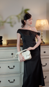 Túi Yuumy (Thời trang nữ hiện đại kèm ví mini size 24 - Túi đeo chéo da Glossy YN311)