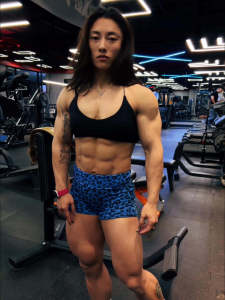 High-Waist Fitness Training Shorts: The Perfect Summer Choice