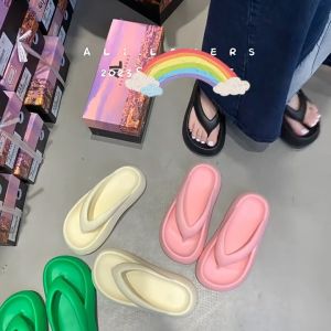 มาแรง📢 รองเท้าแตะ หูหนีบรองเท้าแตะหูหนีบแฟชั่นผู้หญิง น้ำหนักเบา สินค้าดี คุณภาพมากๆ🎉