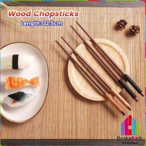 Homehub 1 pair Wooden Chopsticks Japanese Style Reusable Anti-falling Chopsticks for Cooking Eating