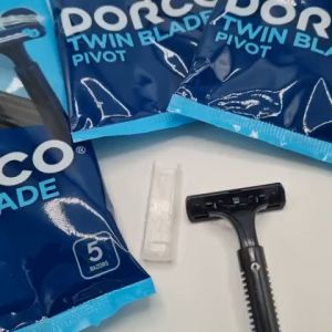 Dao cạo râu (túi 5 chiếc) hàng tốt (ảnh shop tự chụp)