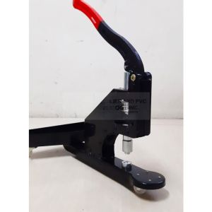 BLACK PUNCHER AND ORDINARY CROWN 11MM EYELET TARPAULIN EYELET