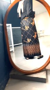 Sarung Wanita Jumbo Santri: Pilihan Bahan & Desain Adem Lembut