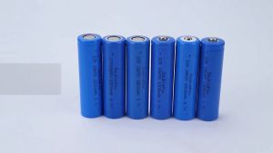4800mAh 18650 Battery 3.7V Lithium Rechargeable Battery AAA / AA Battery High Endurance Original Battery Charger for portable fans flashlight
