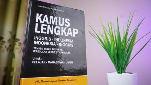 Kamus Bahasa Inggris / Kamus Lengkap Hard Cover Tenses Regular Verbs Untuk Pelajar Mahasiswa Umum / Pustaka Agung Harapan - PAH