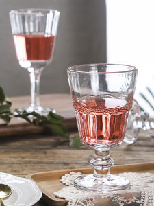 French Vintage Relief Red Wine Glass Champagne Glass Bubble Wine Glass Baroque Style Creative Glass Wine Cup for Dining And Entertaining