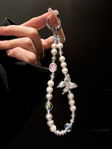 Beautiful Ins Fancy Butterfly Fritillary Beads Crystal Satchel Chain for Mobile Phone Lanyard Bracelet Portable Mobile Phone Charm Wristband Elegant Womens Key Case Package Pendant Bracelet Beads Pendant New Arrival