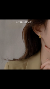 CC Wardrobe Classic Minimalist Earrings - Simple Chic Stud Earrings for Women and Girls Daily Wear Casual Outfits