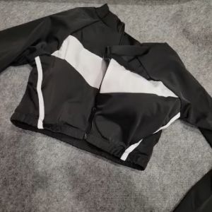 15 Mẫu áo bơi crtop tay dài sẵn mút ngực chống nắng tốt bạn khách đi biểnhồ bơi( free size 40 đên 60 ký)