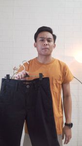 SRSEVEN7 Celana Chino Pendek Original Black
