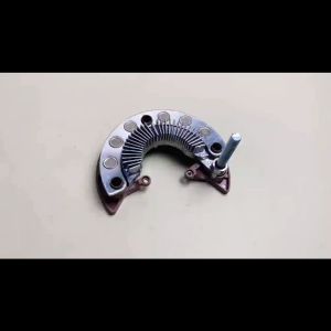 Ic Regulator Alternator Nissan Juke Grand Livina Elgrand - 10008427