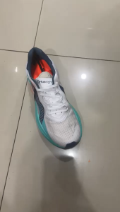 SEPATU RUNNING ORTUSEIGHT HYPERFUSE 3.0
